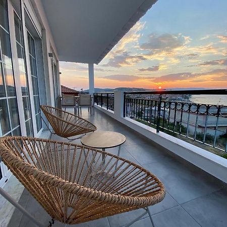 Villa Eleni Greece - Wonderful Sea View Studios Неа Рода Екстериор снимка