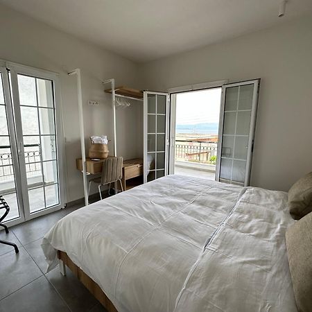Villa Eleni Greece - Wonderful Sea View Studios Неа Рода Екстериор снимка