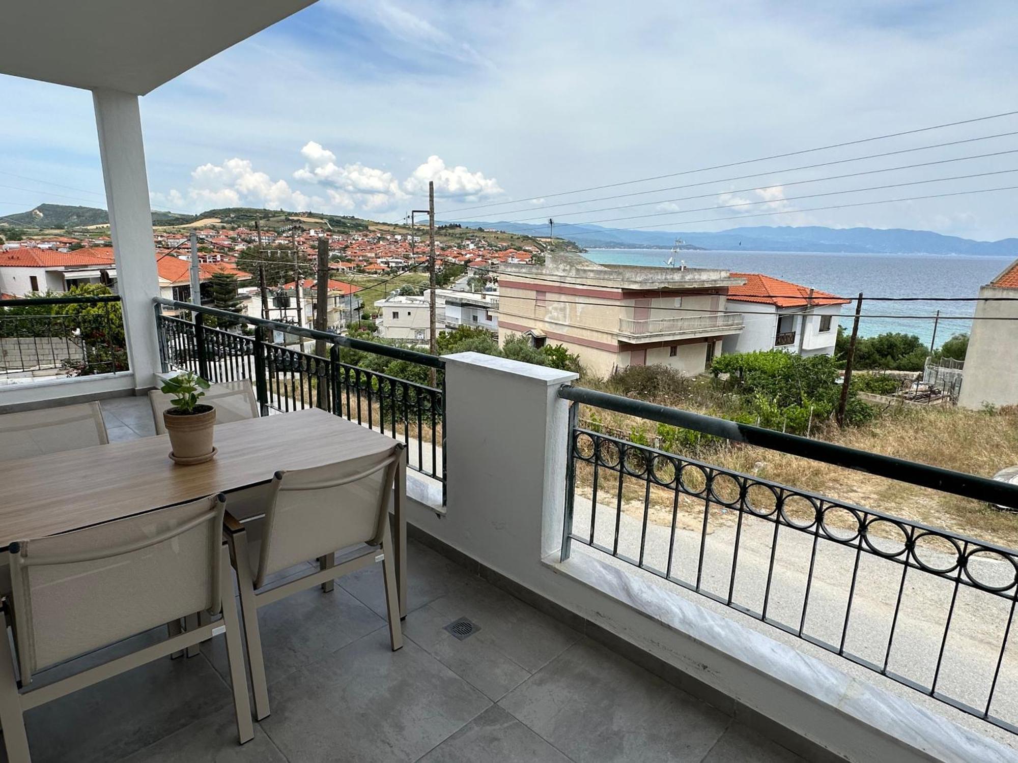 Villa Eleni Greece - Wonderful Sea View Studios Неа Рода Екстериор снимка
