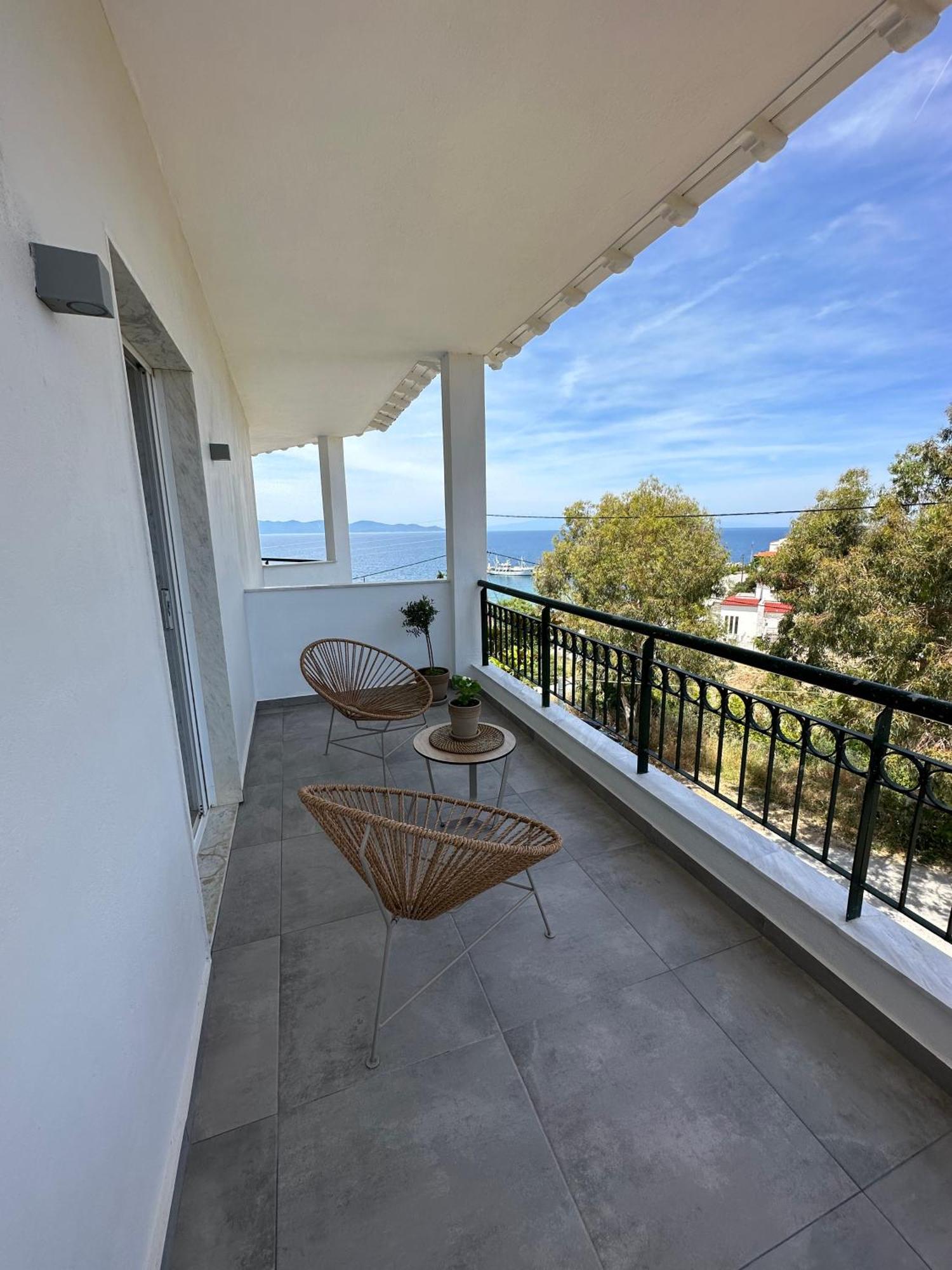 Villa Eleni Greece - Wonderful Sea View Studios Неа Рода Екстериор снимка